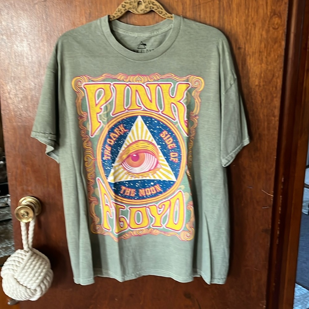 Pink Floyd graphic T-shirt